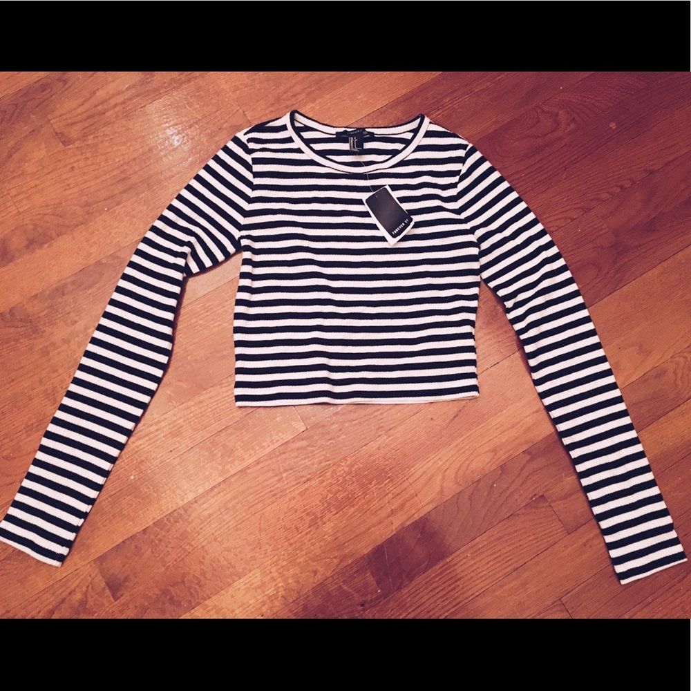Forever 21 Long Sleeve Crop Top
